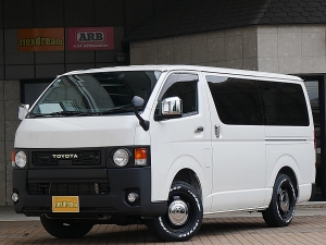 ハイエースＶ ディーゼル4WD　丸目換装FD-classic