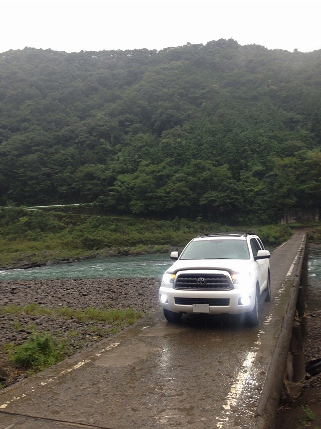 兵庫県　C坊 さん　US TOYOTA SEQUOIA