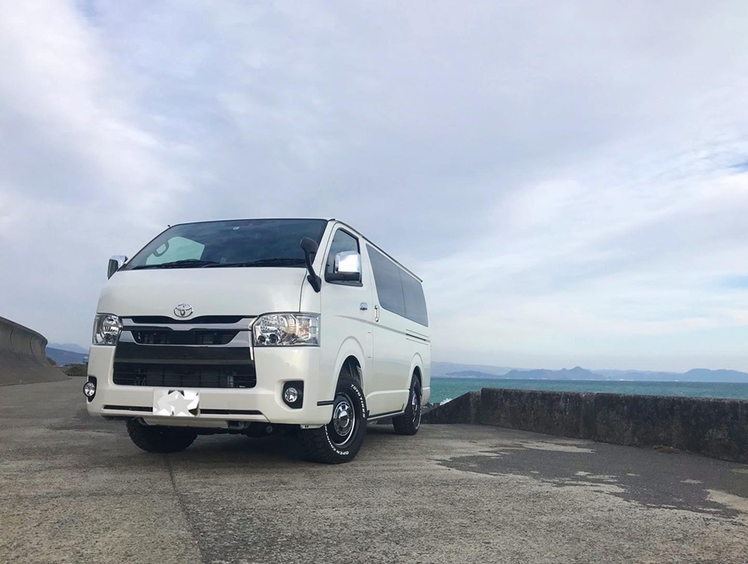 静岡県　こゆきと食パン さん　ハイエースバン