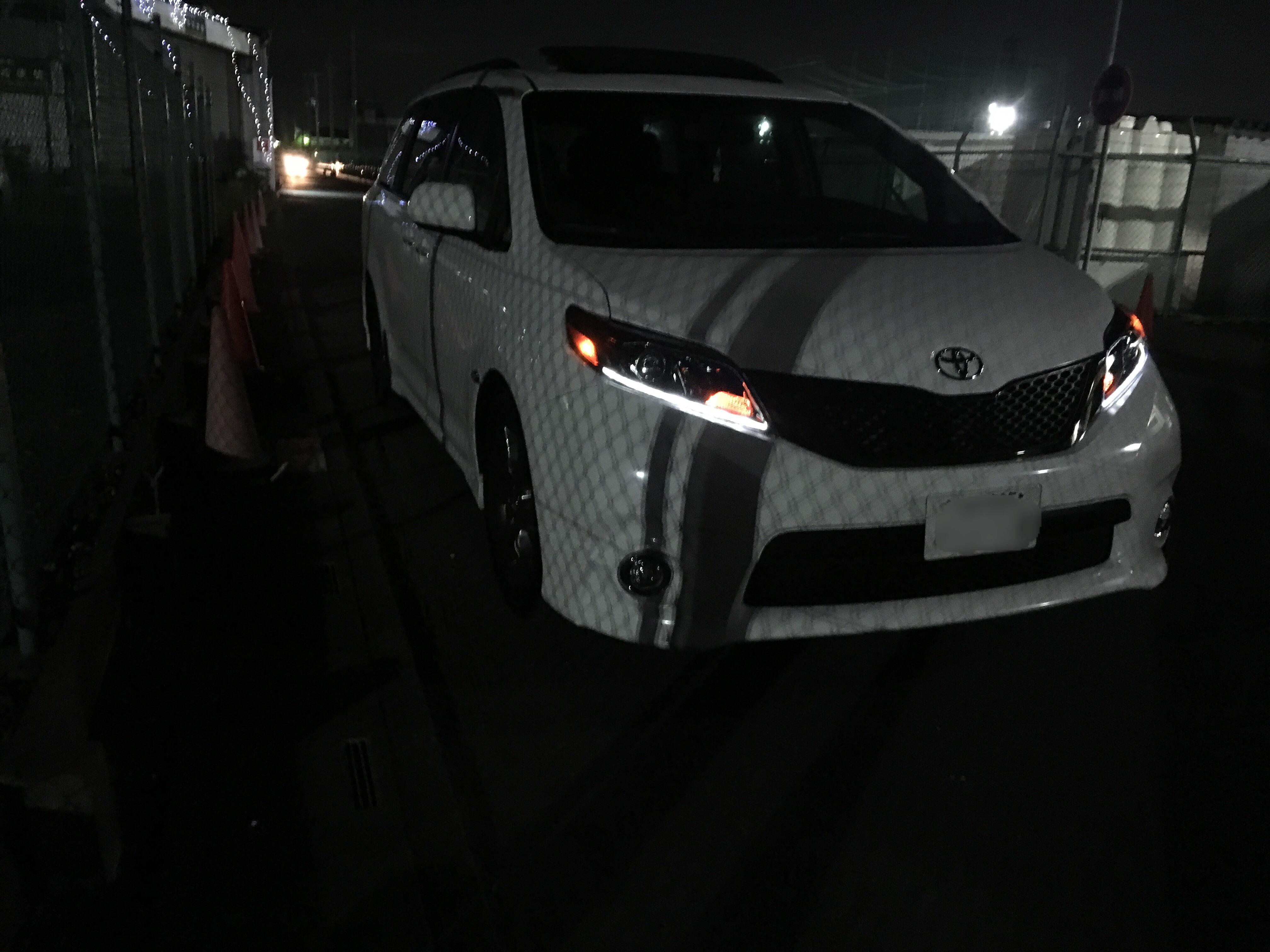 埼玉県　◯口君 さん　TOYOTA  SIENNA