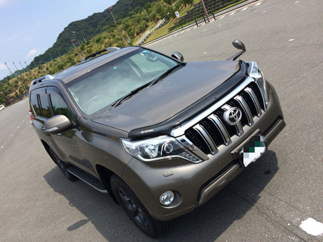 静岡県　なかりぃ さん　ランドクルーザープラド 150