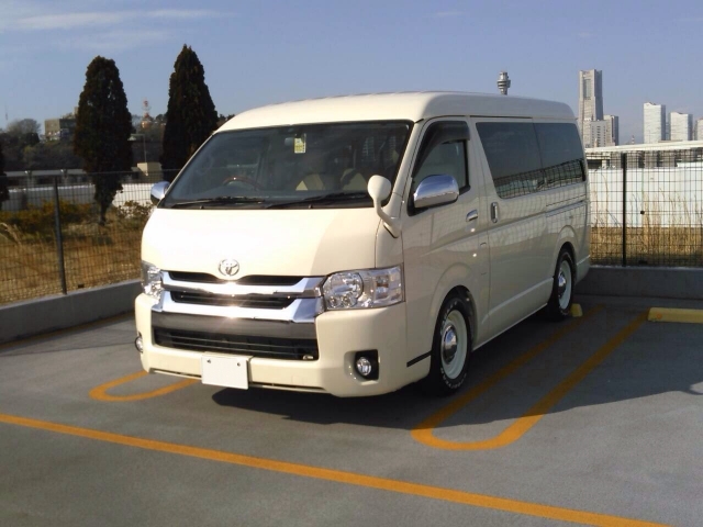 神奈川県　ぷにょりん さん　ハイエース