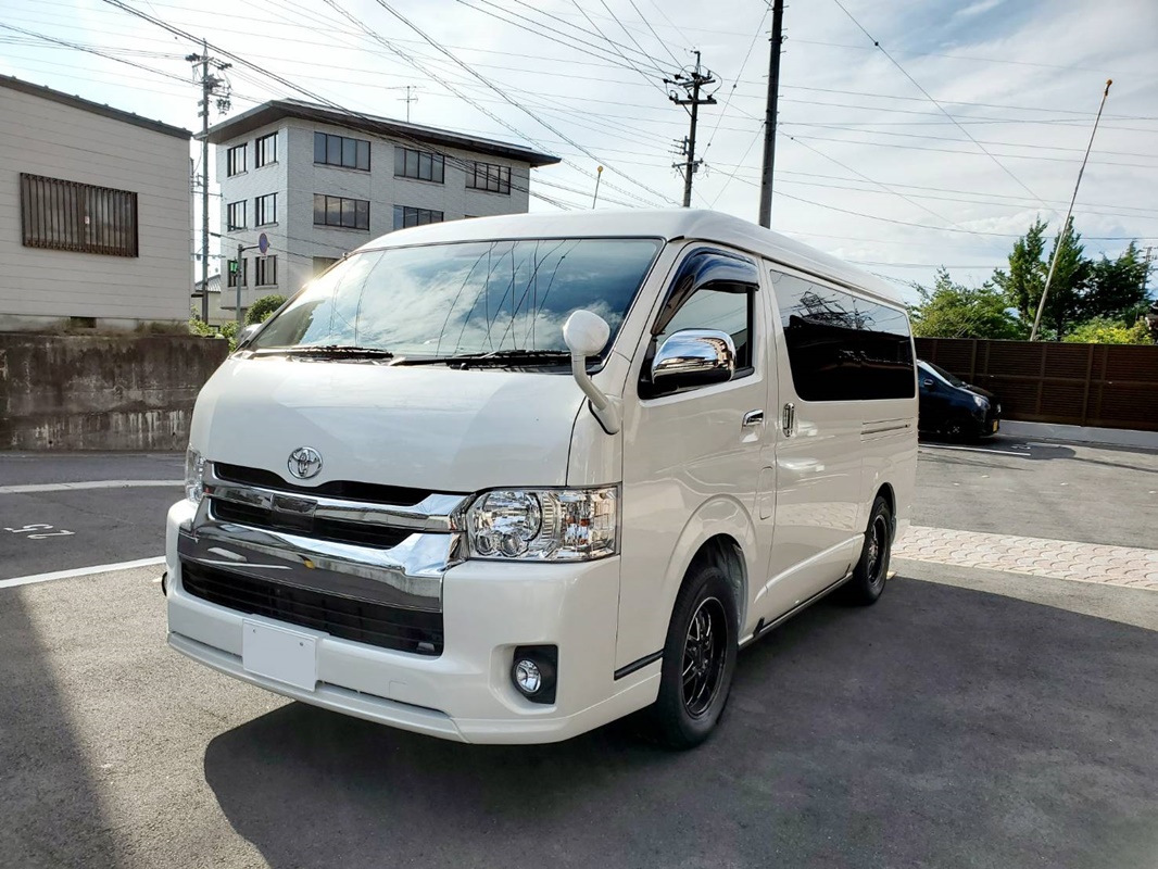 岐阜県　アオサン さん　ハイエースワゴン