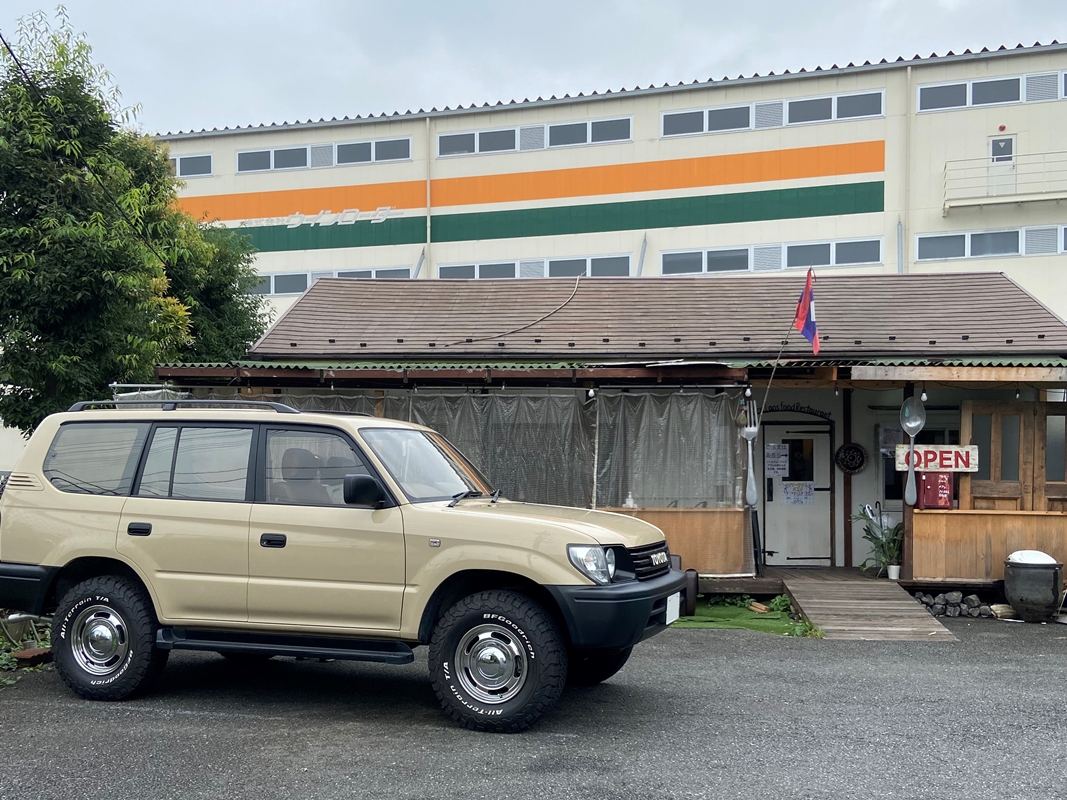 東京都　カオチャイ さん　95プラド