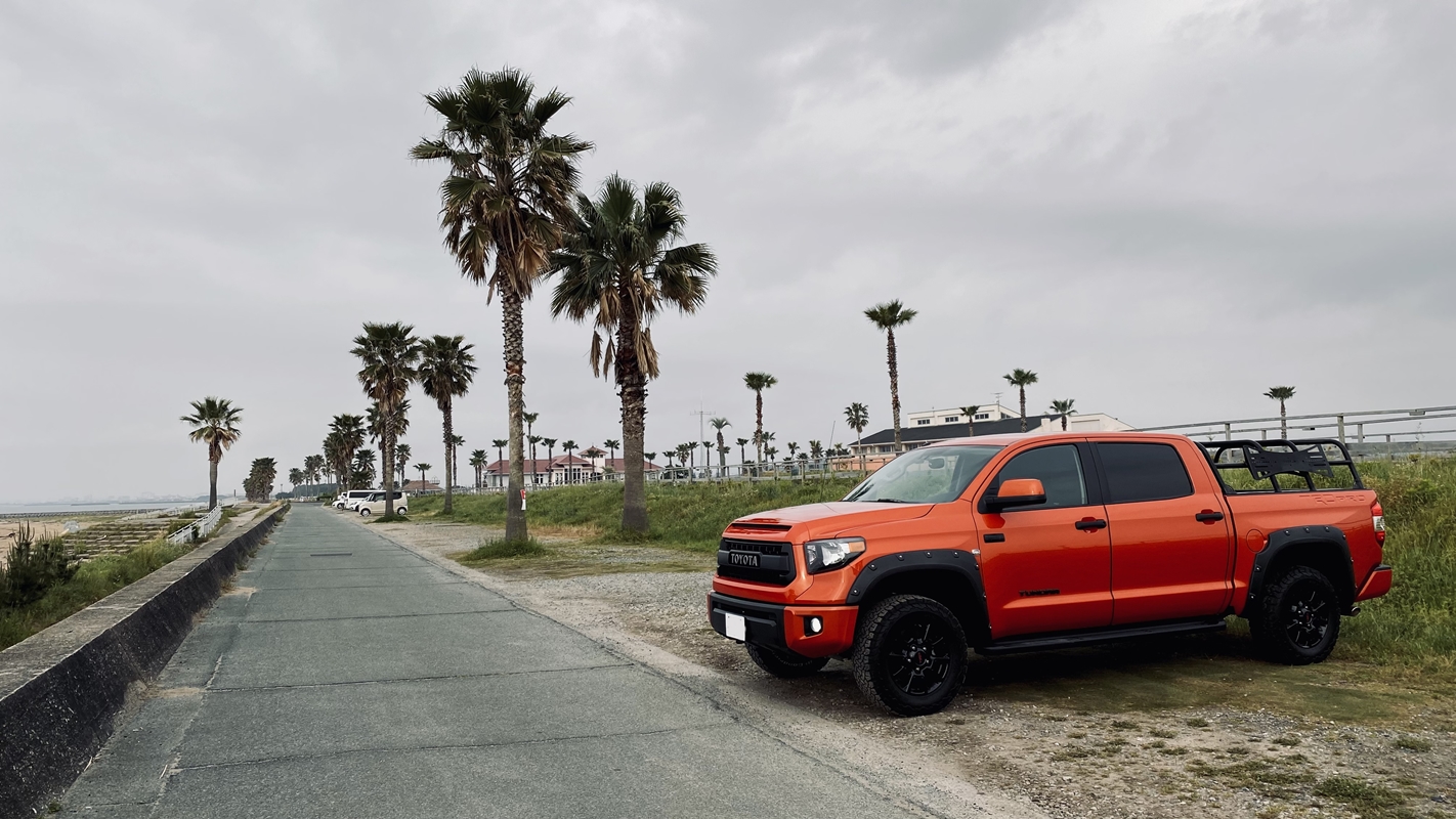 三重県　サミット さん　TUNDRA TRD PRO