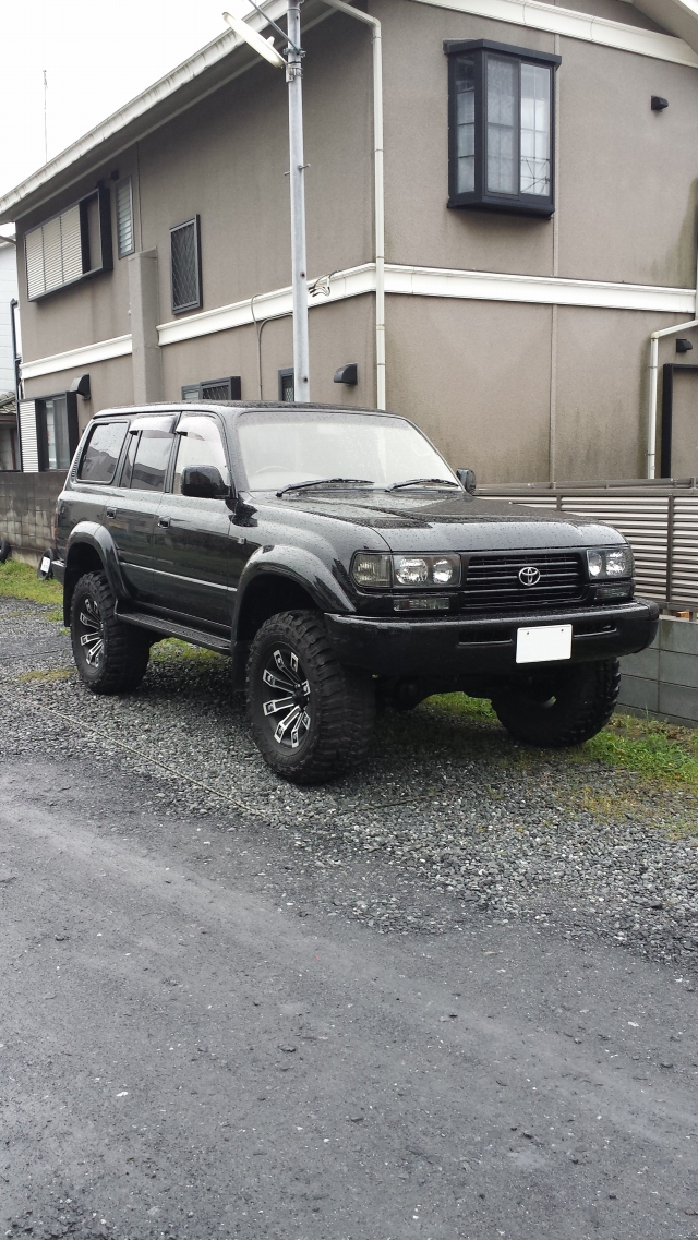 埼玉県　ぐんぐん さん　ランドクルーザー８０