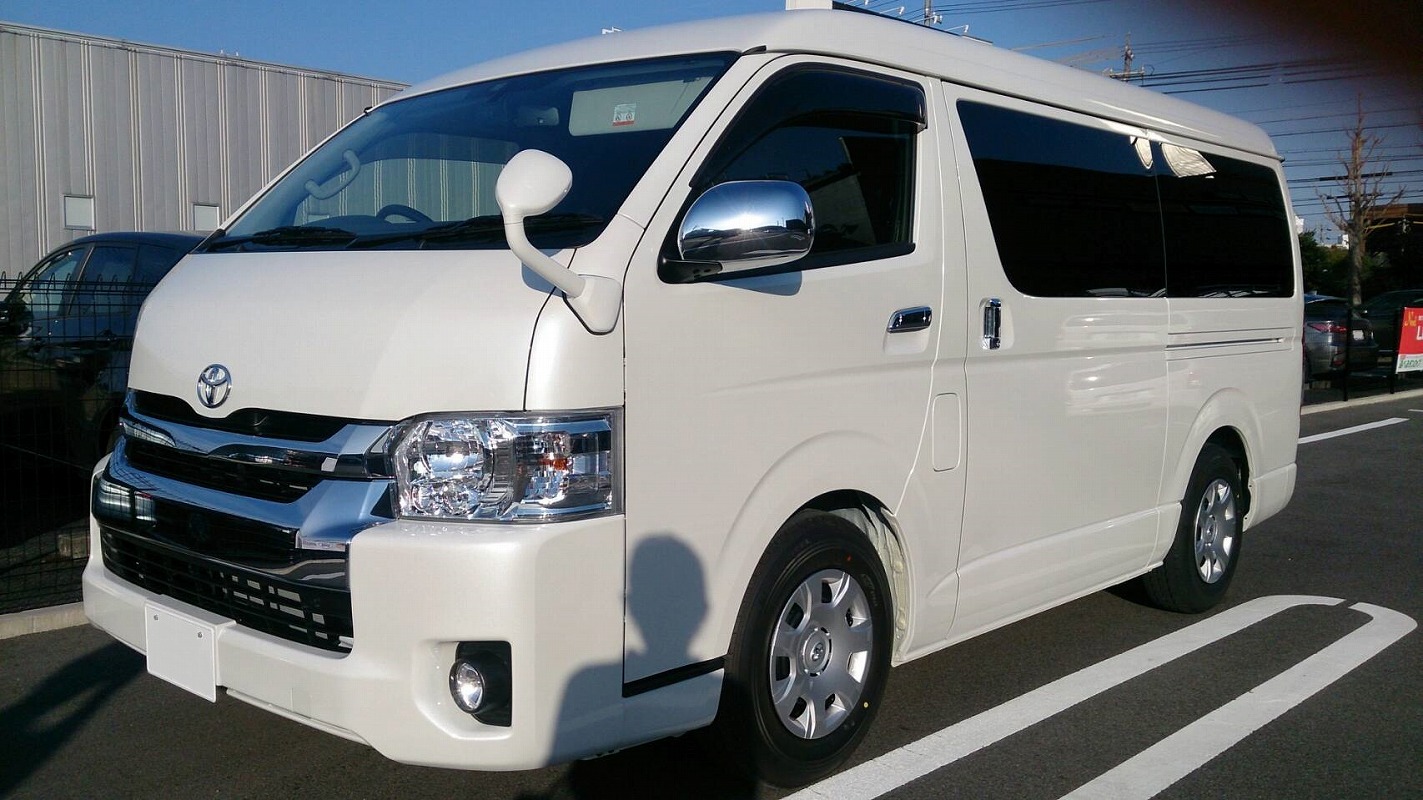 愛知県　ＫＮ さん　ハイエースワゴン