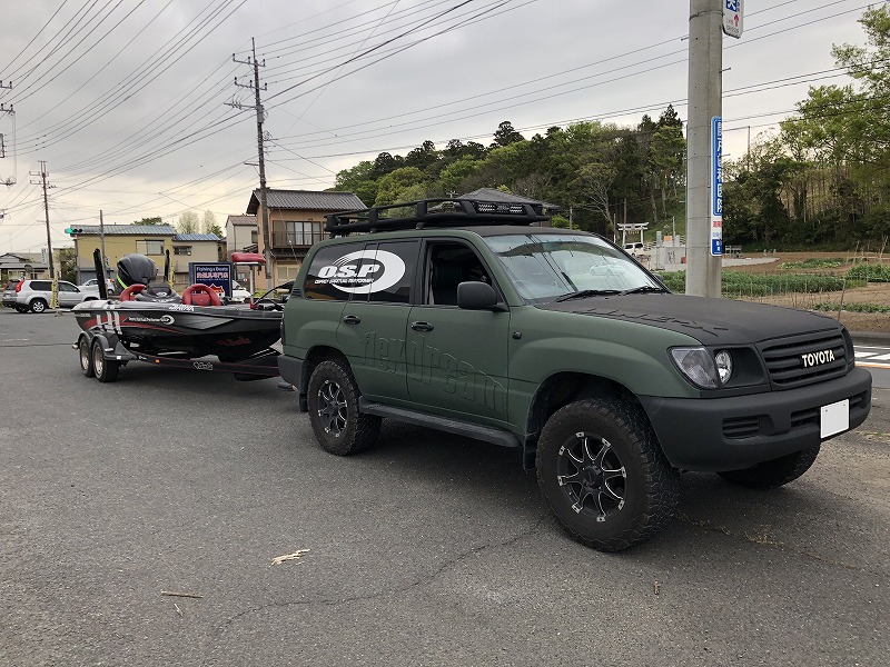 茨城県　釣れマシュー さん　ランクル100