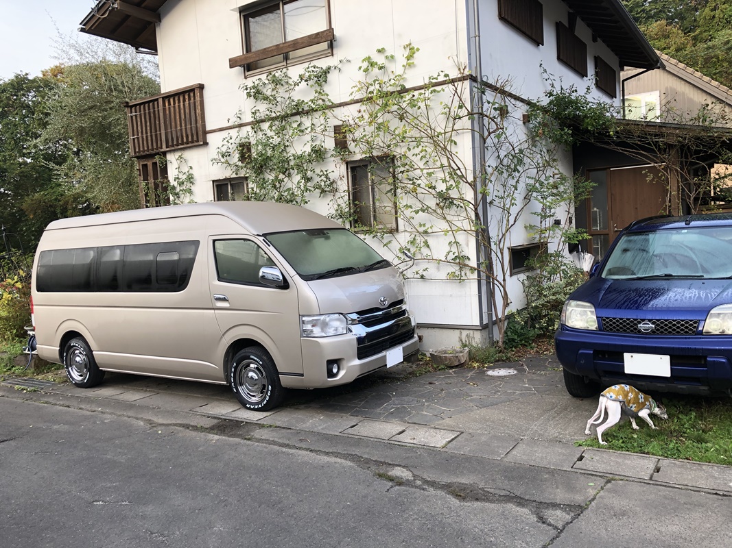 宮城県　しらぴー さん　ハイエース