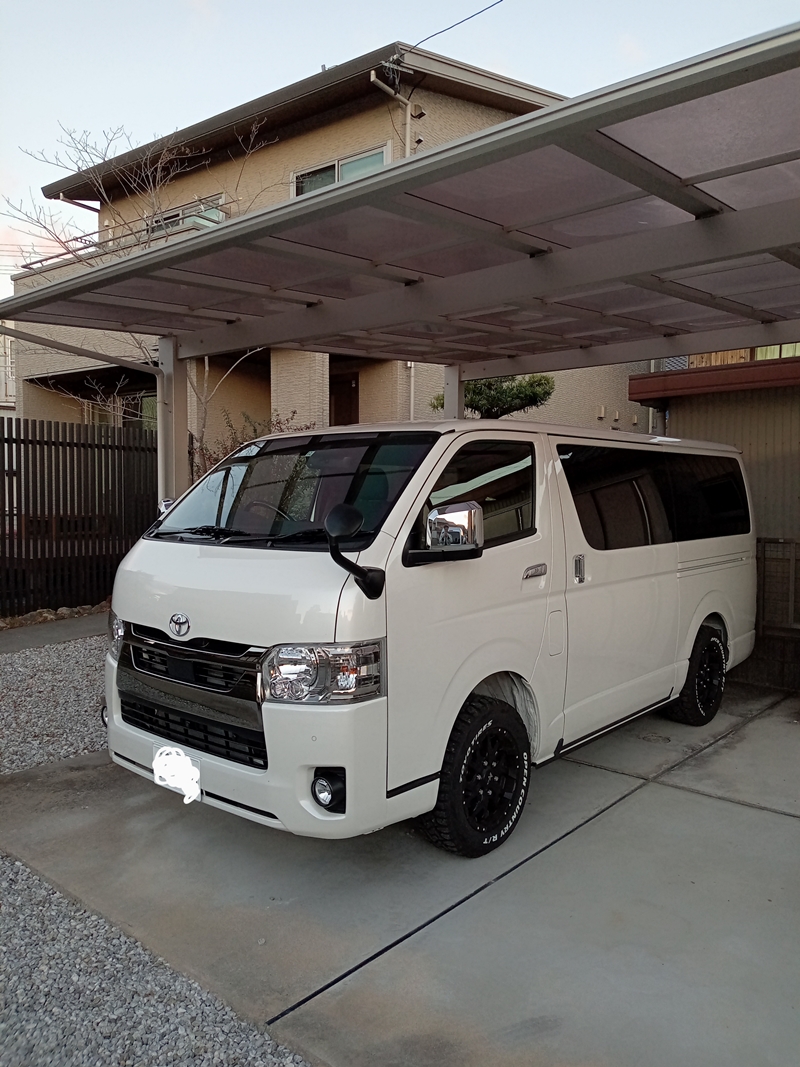愛知県　28 さん　ハイエース