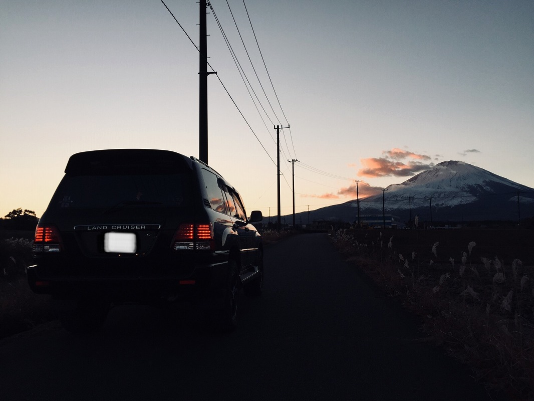 静岡県　ひとじい さん　ランクル100
