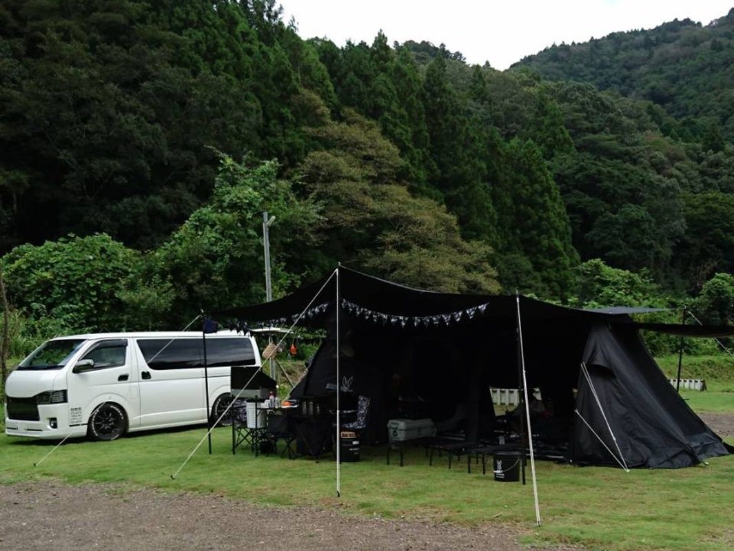 静岡県　マスラ〜！ さん　ハイエース200系