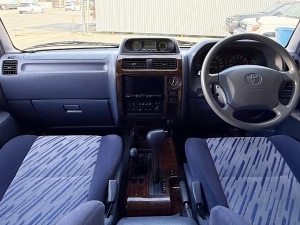 ランクルプラド95系キャンプ　アウトドア　レジャー　４ＷＤ　ＳＵＶ