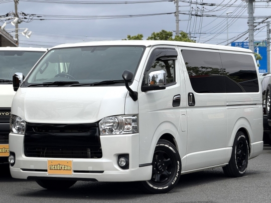 ハイエースＶバッドフェイス　ローダウン　2WD　車中泊