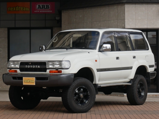 ランクル８０