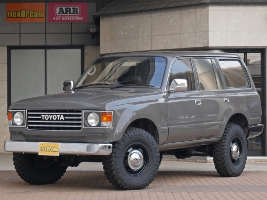ランクル８０