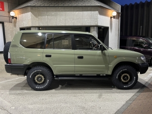 ランクルプラド95系丸目フェイス　ナローボディ　サンルーフ