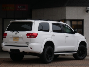 セコイア新車並行　２０１０年モデル　リフトＵＰ