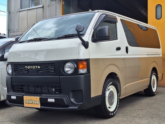 ハイエースＶ新車ハイエースDX　丸目カスタム