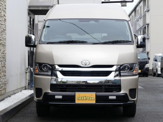 ハイエースＷ新型　モデルチェンジ　改良後