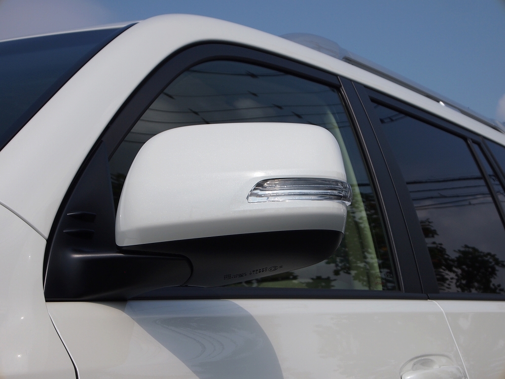 新型ランクルプラド入庫 新旧モデル 画像タップリ変更点を比較 新型ランクルプラド入庫 新旧モデル 画像タップリ変更点を比較