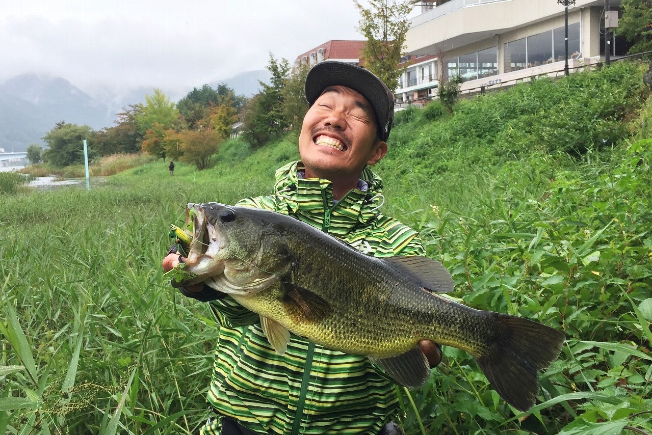 Basser Allstar Classic バサクラ 18 今年もバスプロ仕様カスタムのランクルを出展致します