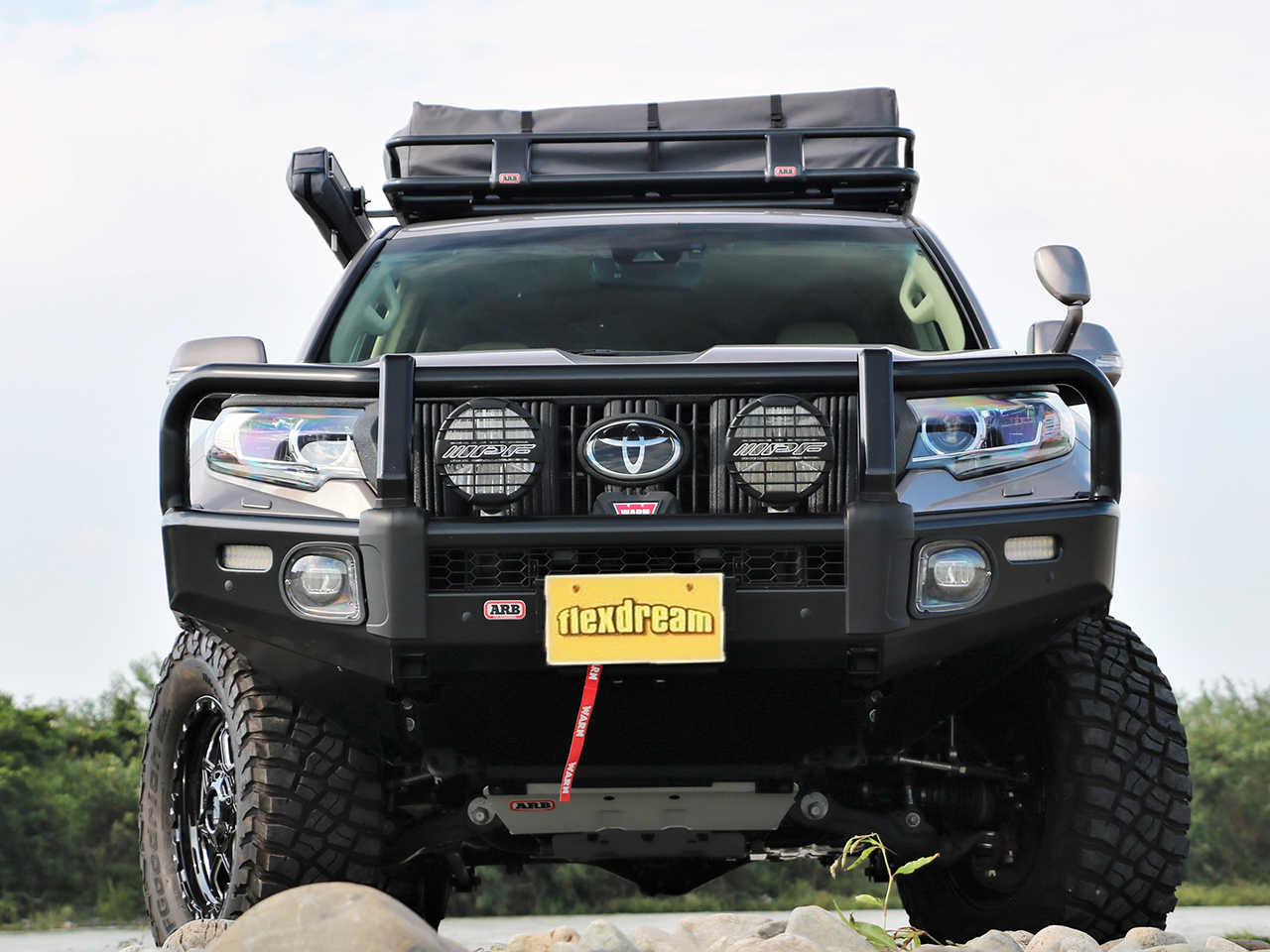 ランクル0 150系プラド Arb Line Xカスタムデモカーを比較 4wdファンミーティング で実車を比べて頂けます ランクル0 150系プラド Arb Line Xカスタムデモカーを比較 4wdファンミーティング で実車を比べて頂けます