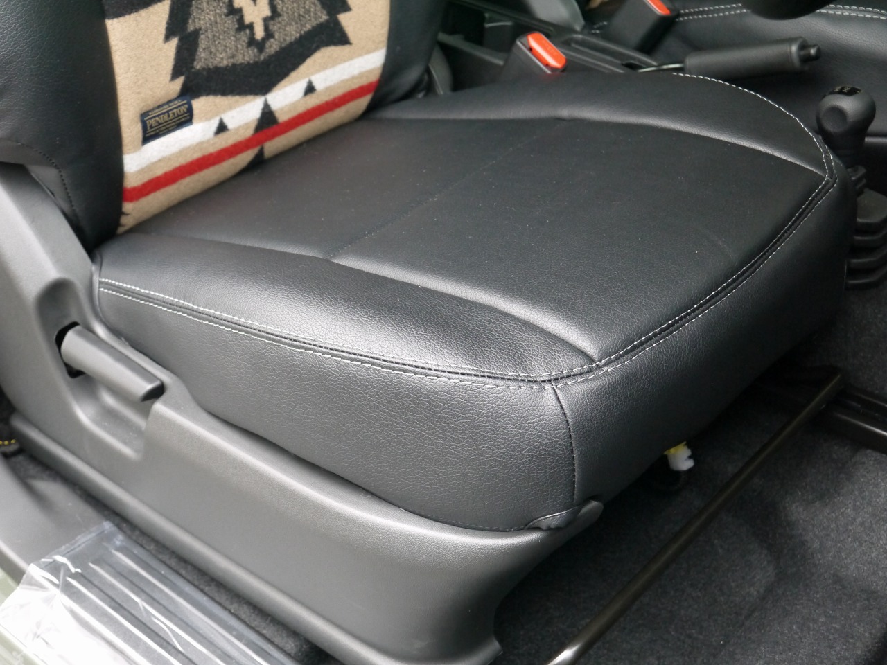 新型ジムニーjb64 Jb74をカスタム ペンドルトン シートカバー Ipf ライティング 新型ジムニーjb64 Jb74をカスタム ペンドルトン シートカバー Ipf ライティング