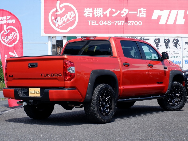 TOYOTA タンドラ用 シェル 値引き交渉可 タンドラの維持費・燃費は 