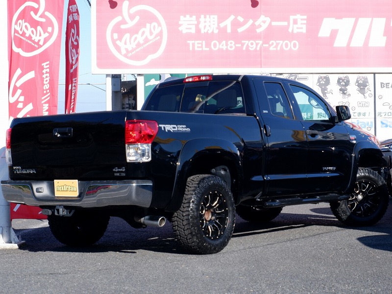 USトヨタ タンドラ 2代目 ダブルキャブ TRDオフロードパッケージ ブラック リア