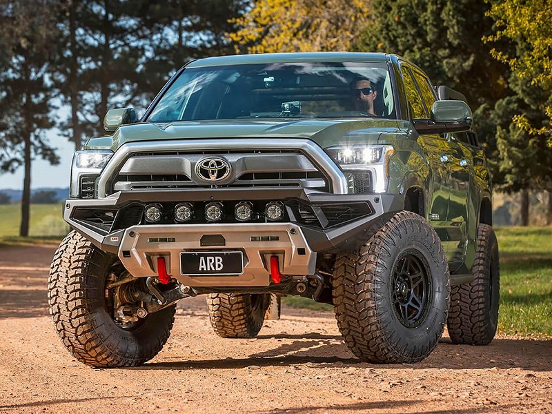 USトヨタ タンドラ カスタム：ARB ZENITH BUMPER（ゼニスバンパー）×リフトアップ（前）