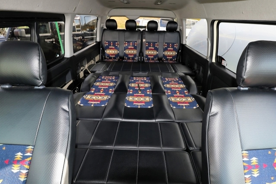 ハイエース200系 車中泊仕様ライトキャンピングカーFD-BOX ペンドルトンコラボ