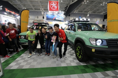 プロバスアングラー_伊豫部健プロ×内山幸也プロ×水野浩聡プロによるFishItEasyサインサイン会_フィッシングショー2018_17