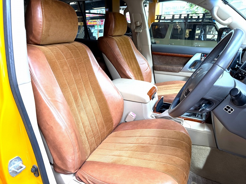 ランクル200 コーデュロイ×ヴィンテージ調PVCレザー（合皮）シートカバー（ブラウン）