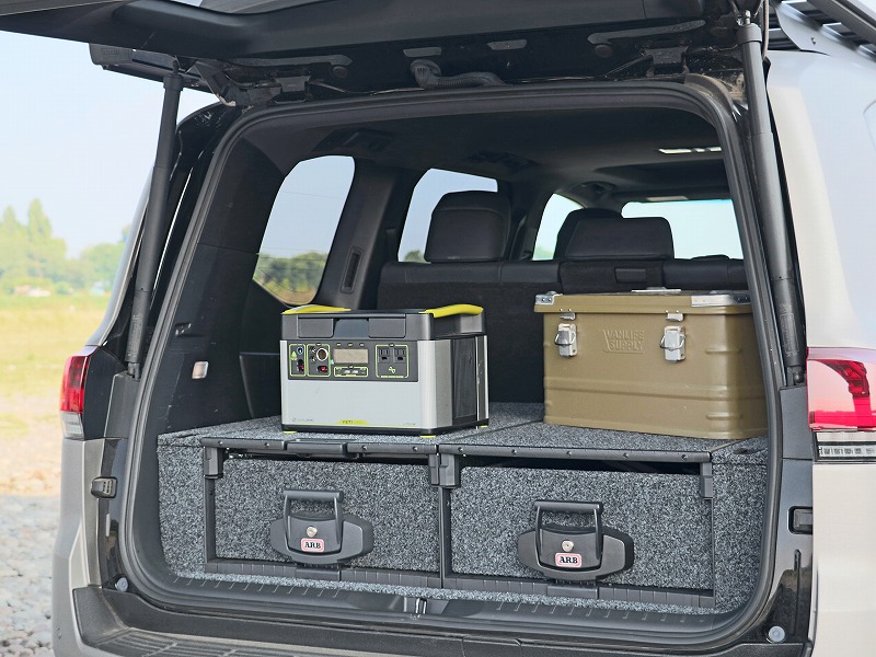 ランクル300 ARBドロワー（引き出し付きベッドキット）荷室収納用具 カスタムデモカー