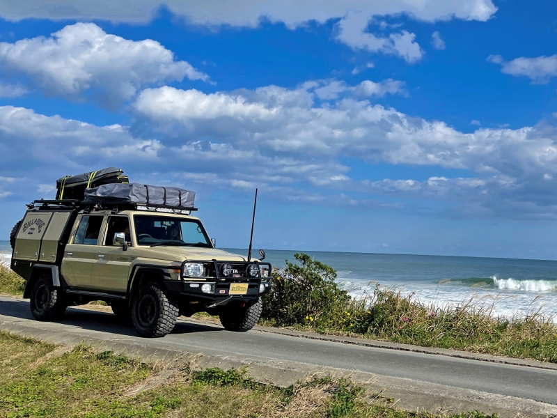 ランクル70（79ピックアップ） ARB4x4 オーバーランダーカスタム　BILLABONG ADVENTURE DIVISION