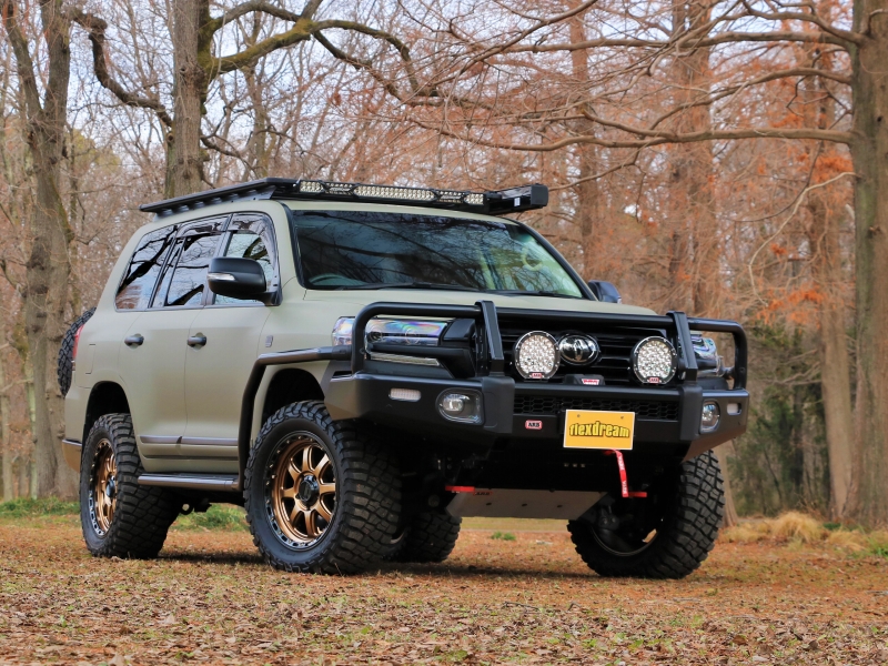 ランドクルーザー（ランクル200） ARB 4x4 バンパー・サイドレール リフトアップカスタム