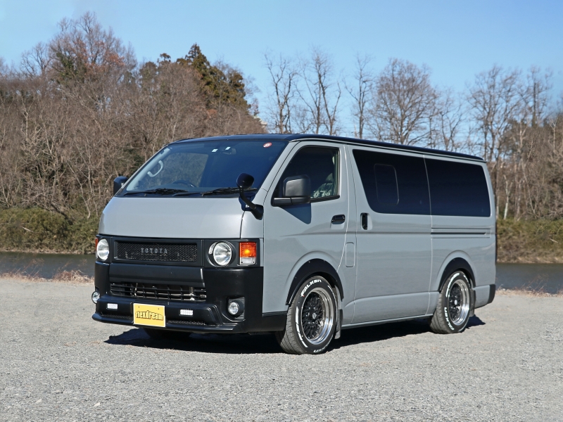 丸目ハイエースカスタムデモカー【CHALLENGER チャレンジャー】東京オートサロン2023出展車