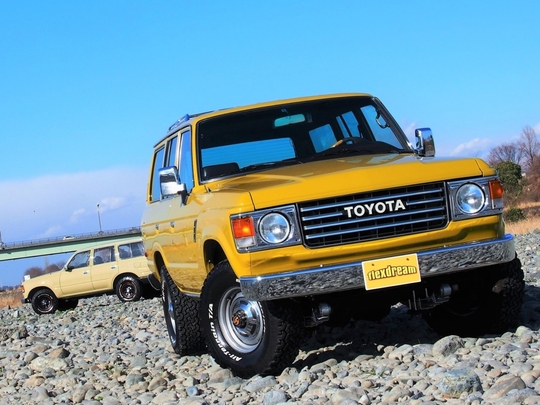 ランクル６０逆輸入左ハンドル　FJ62LG