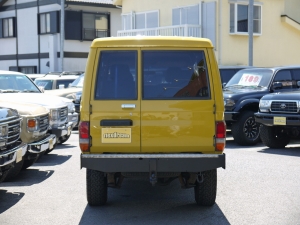 ランクル７０トゥループキャリア