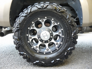 タンドラクルーマックス　リミテッド　TRD