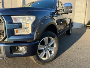 フォード　F150プラチナム