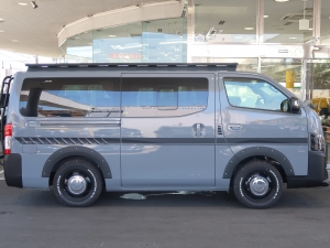 キャラバン新車コンプリート新型キャラバン　四駆アウトドアスタイル　新車カスタムコンプリート