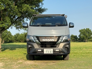 キャラバン新車コンプリート新型キャラバン　四駆アウトドアスタイル　新車カスタムコンプリート