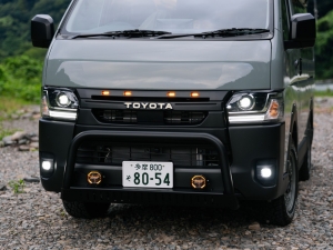 ハイエースBi-beam　ハイエース車中泊　新型ハイエース