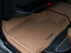 ハイエースBi-beam　ハイエース車中泊　新型ハイエース