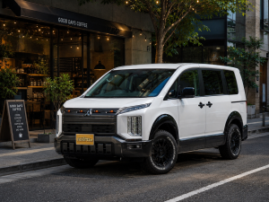 デリカＤ５新車コンプリート新型デリカD5　お得な新車カスタムコンプリート