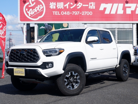 タコマ新車並行　R3タコマ　ダブルキャブ　TRDオフロードプレミアムpkg ４WD　サンルーフ　リフトアップ　レザーシート　LEDヘッドライト　電動リアガラス　レーダークルコン　レーンディパーチャーアラート