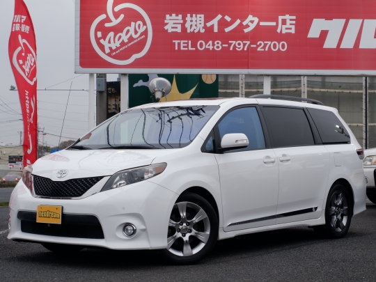 シエナ新車並行　アメリカモデル　サンルーフ