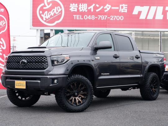 タンドラ新車並行　クルーマックス　４WD